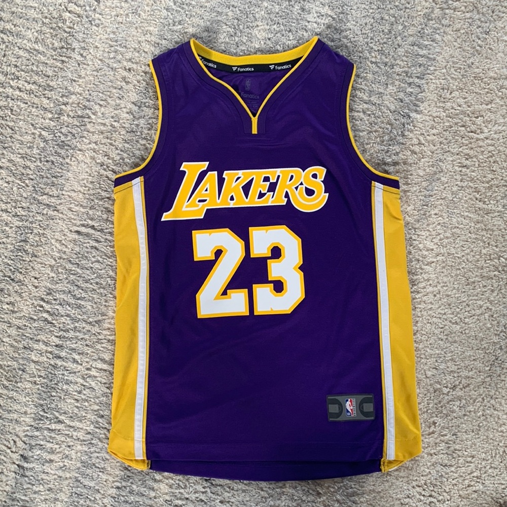 Lebron James Lakers jersey